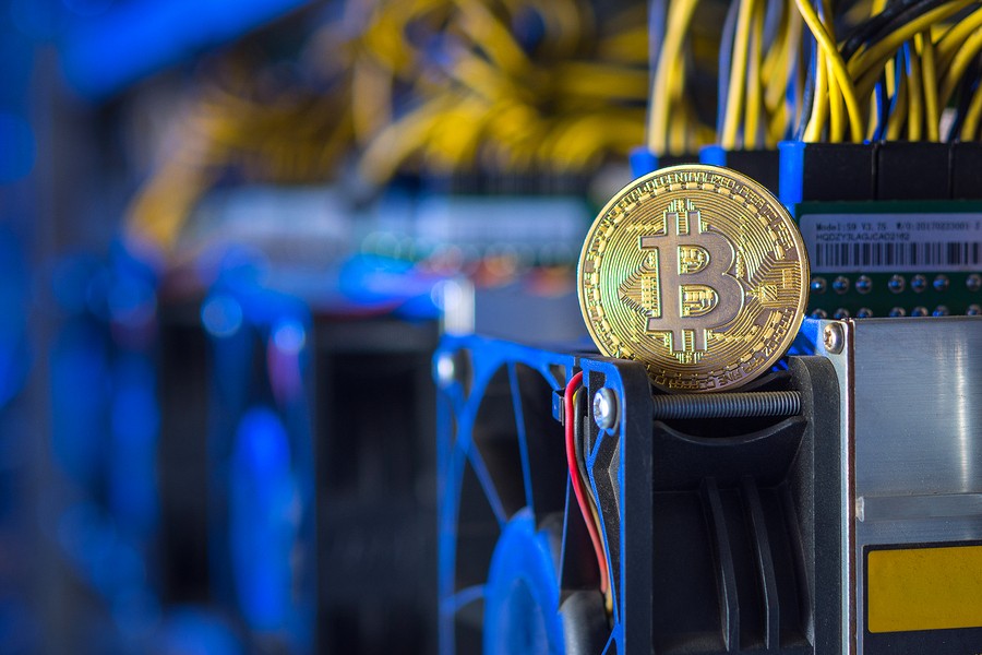 Майнеры в 2019 году добывали биткоины себе в убыток